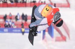 华体会官方-挪威选手在滑雪比赛中登顶领奖台